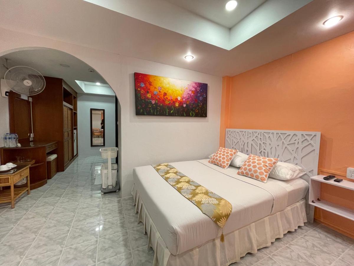 Summer Breeze Hotel Patong Eksteriør billede